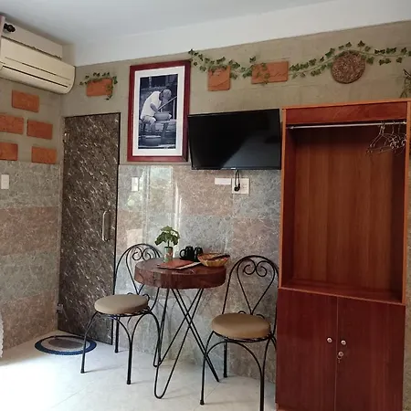Terra Cotta Homestay Hoi An Exterior photo